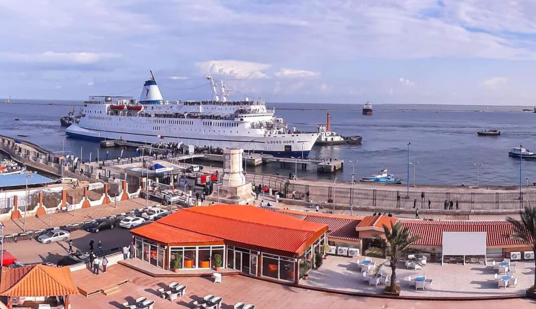 Resta Port Said Hotel Exterior foto