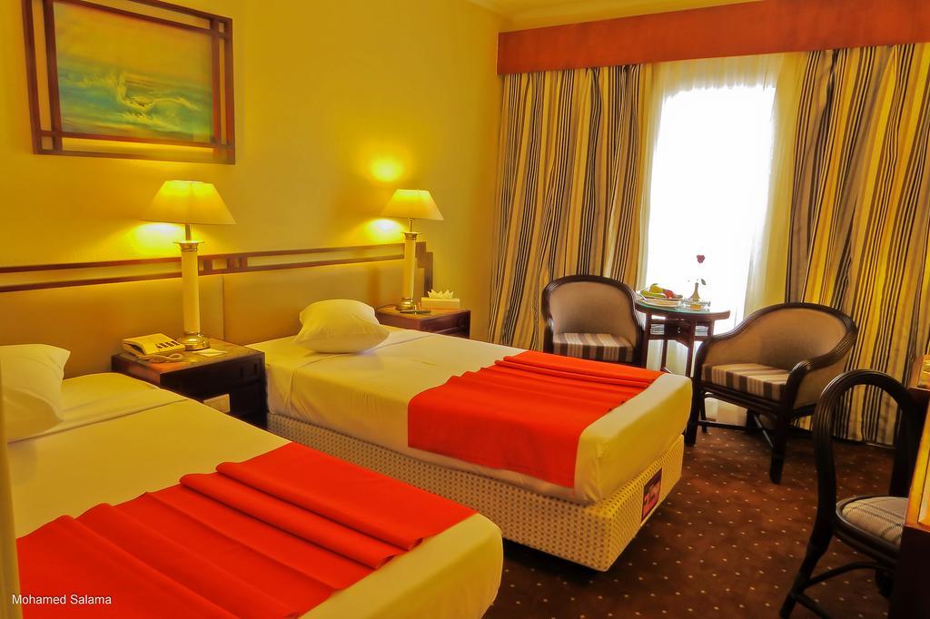 Resta Port Said Hotel Exterior foto
