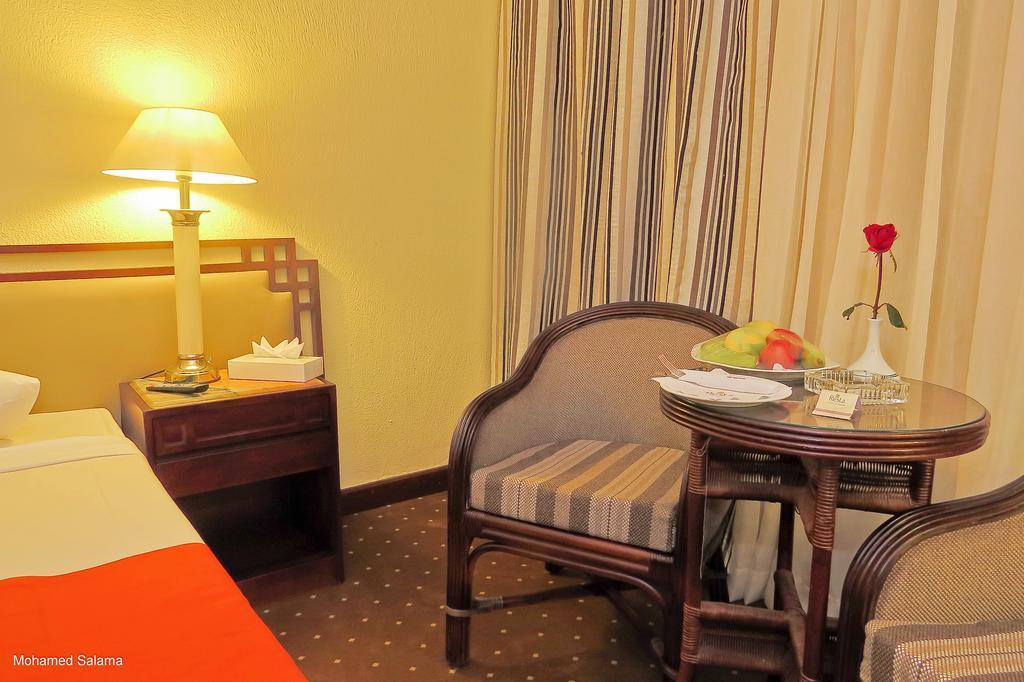 Resta Port Said Hotel Exterior foto