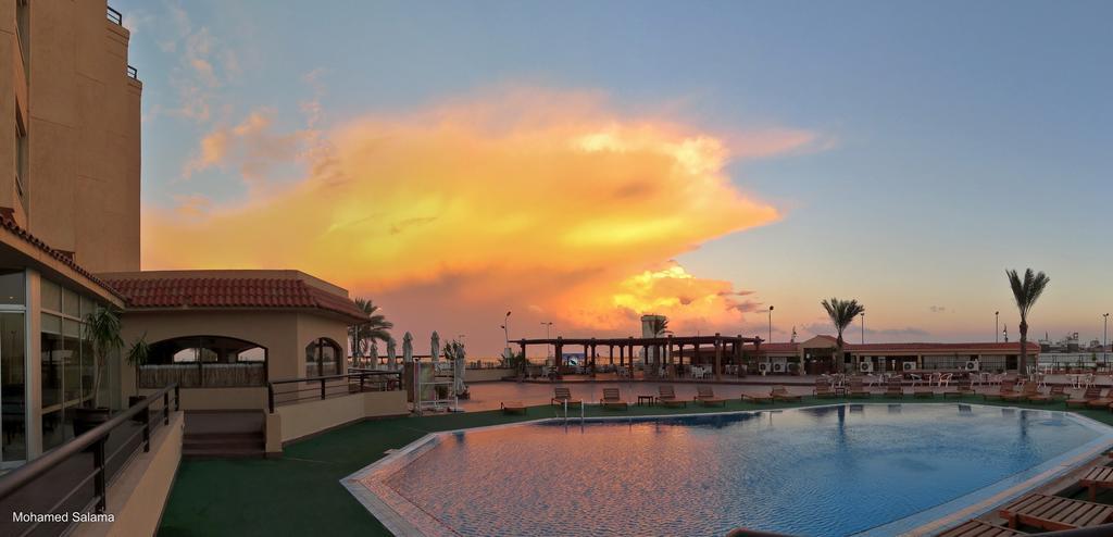 Resta Port Said Hotel Exterior foto